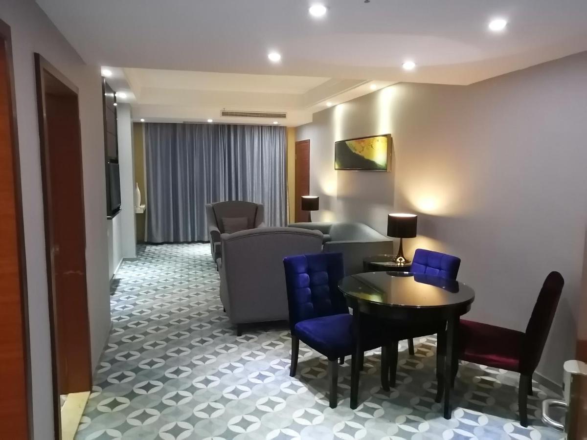 Ramada Meizhou Meizhou  Buitenkant foto