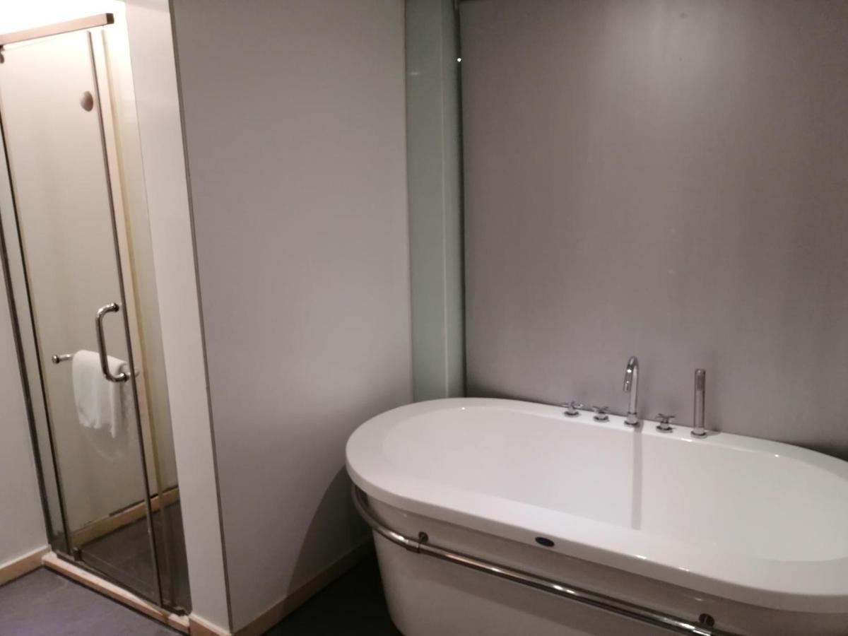 Ramada Meizhou Meizhou  Buitenkant foto
